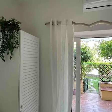 Bilocale Con Patio Nel Verde *