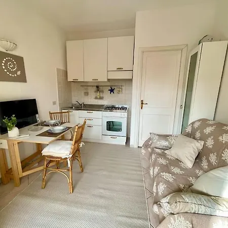 Apartamento Bilocale Con Patio Nel Verde Cannigione