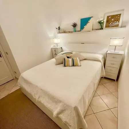 Bilocale Con Patio Nel Verde