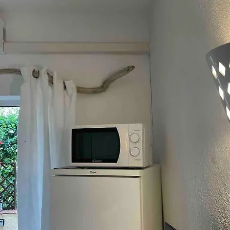 Bilocale Con Patio Nel Verde * קניגיונה